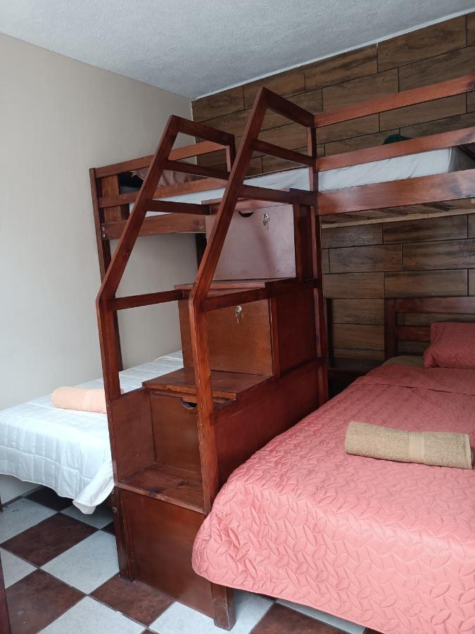 Budget Hostel Guatemala Esterno foto